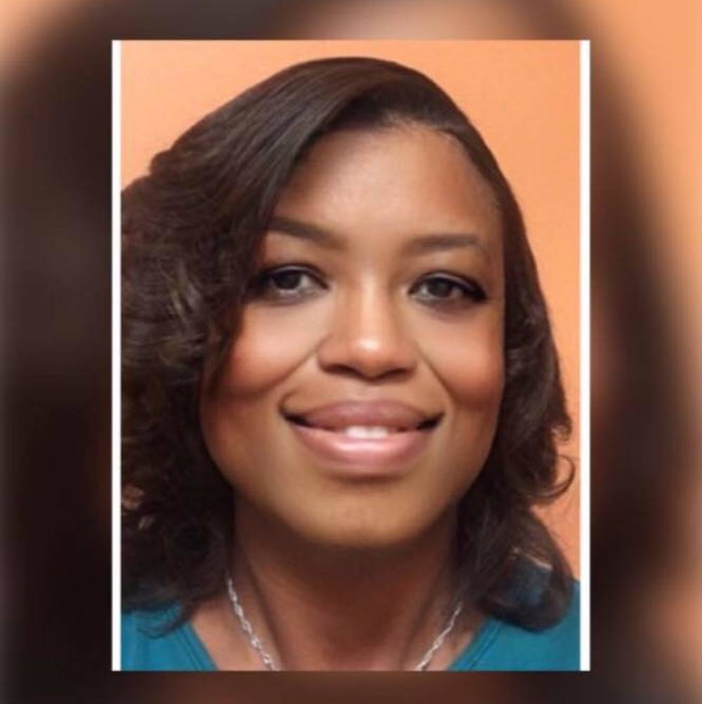 Meet your Posher, Shirika